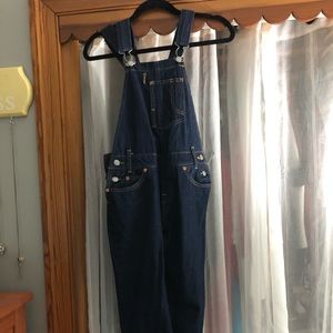 Levi’s overalls